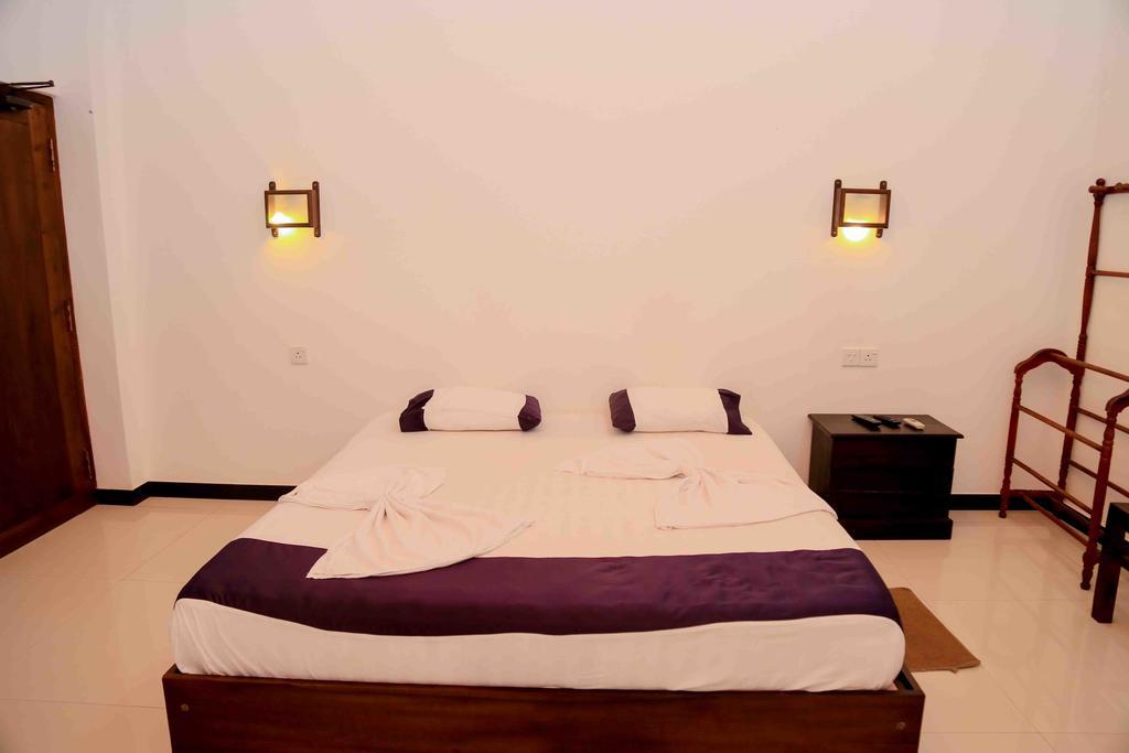 Gayana Guest House Kanattagoda Exterior photo